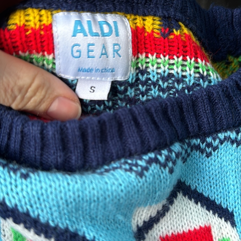 ALDI GROCERY STORE HOLIDAY CHRISTMAS SWEATER SMALL - Picture 3 of 6